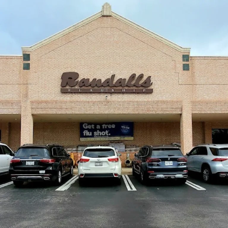 Grocery Stores in Westlake