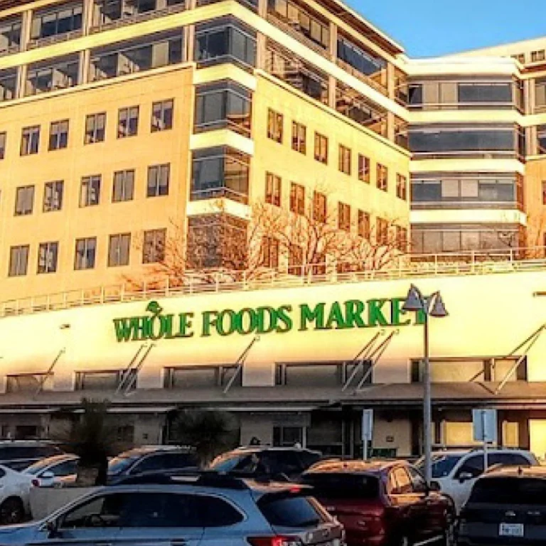 Grocery Stores in Westlake