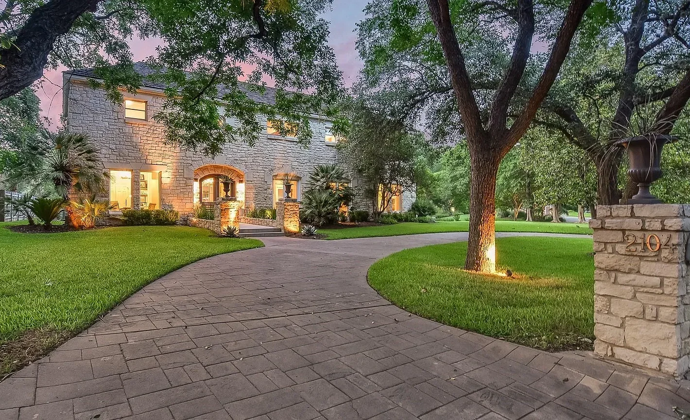 2104 Island Wood Rd, Austin, Texas 78733