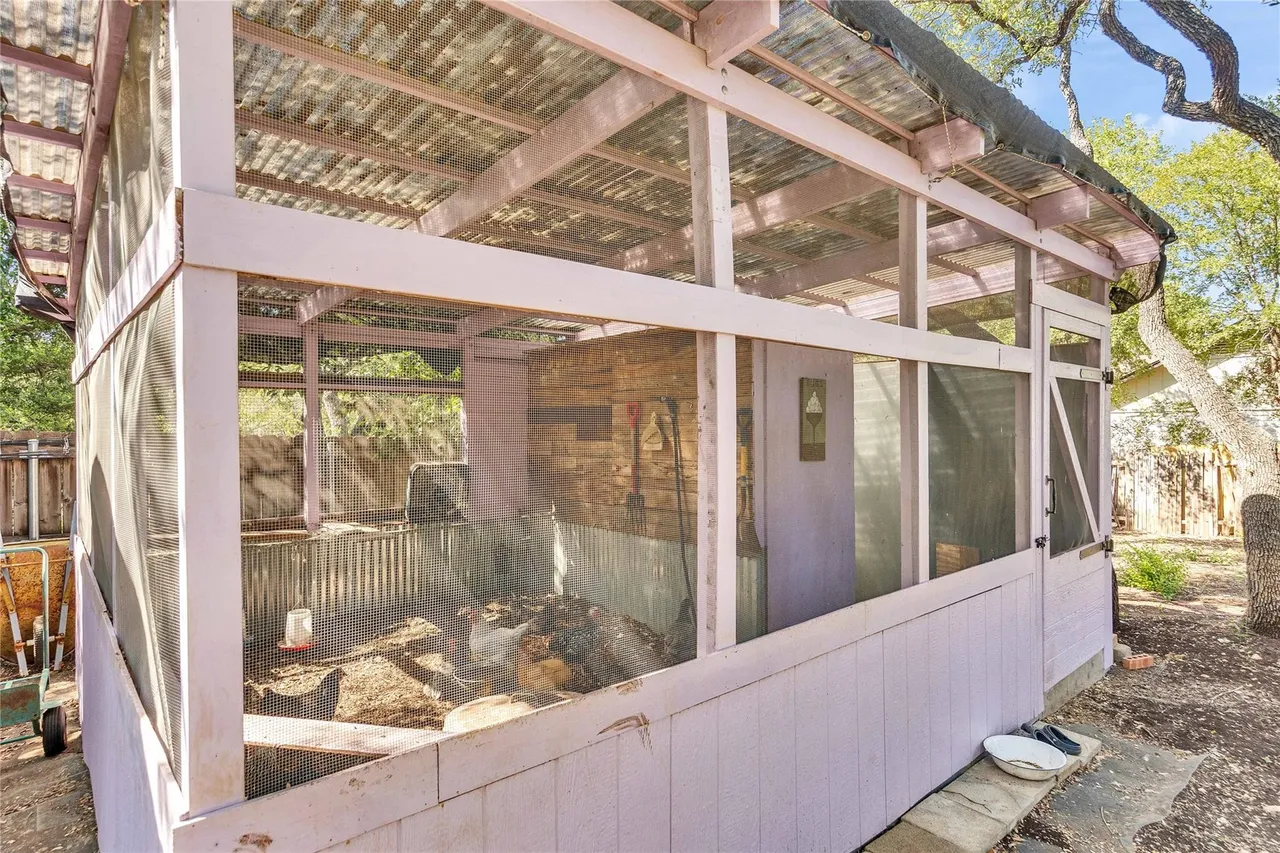 10110 Lake Ridge Dr, Austin, Texas 78733